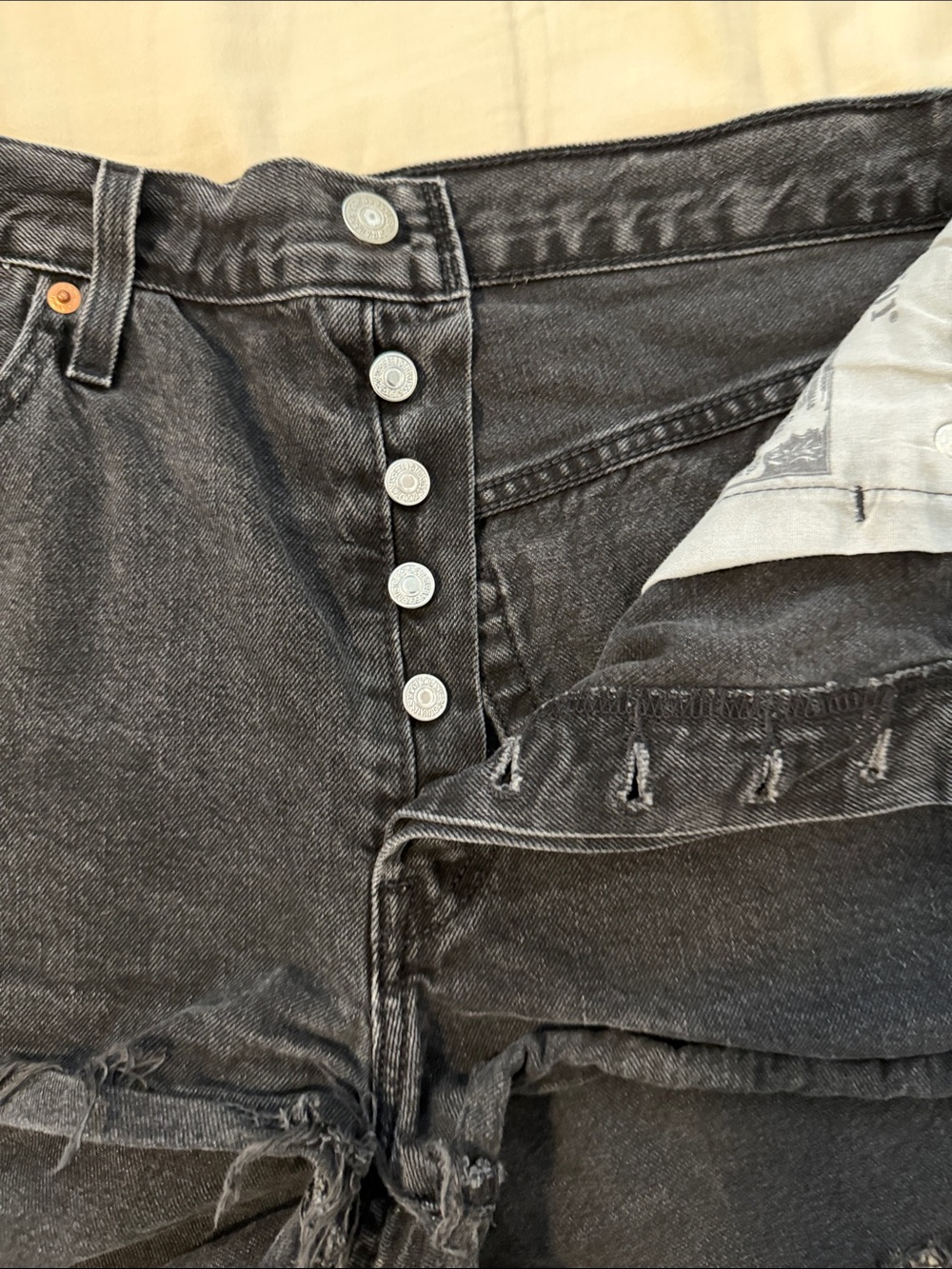 Levi’s 501 Original High Rise Black Distressed Raw Hem Denim Shorts - Picture 4 of 7